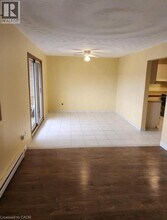 448 Hwy 8 in Hamilton, ON - Building Photo - Building Photo