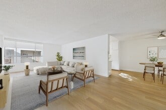 Natick Park South in Sherman Oaks, CA - Building Photo - Building Photo