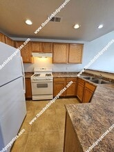 6800 Vista Del Norte Dr NE in Albuquerque, NM - Building Photo - Building Photo