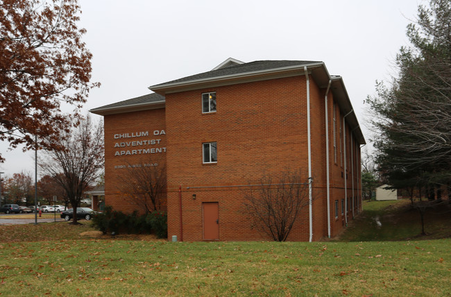 Chillum Oaks Adventist Apartments in Hyattsville, MD - Foto de edificio - Building Photo