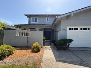 4288 Briarwood Way in Palo Alto, CA - Building Photo - Building Photo