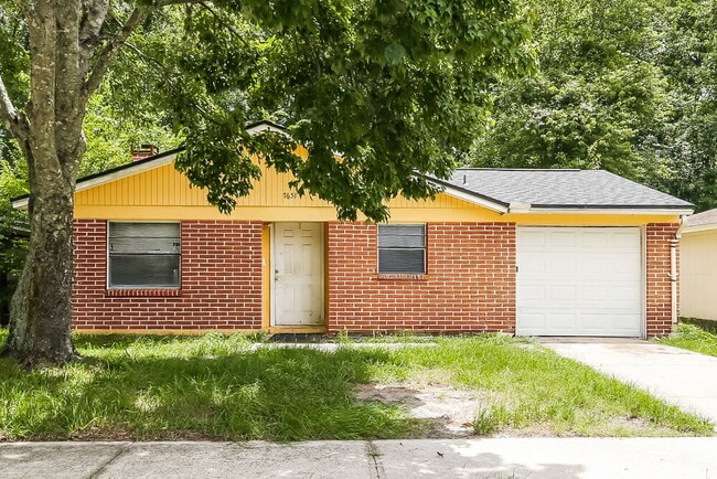7651 McCowan Dr