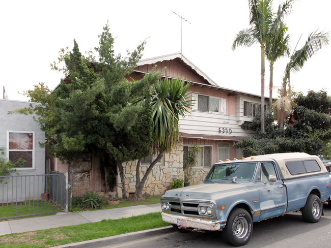 6330 Arbutus Ave in Huntington Park, CA - Foto de edificio - Building Photo