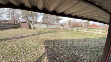 5269 Harshmanville Rd in Dayton, OH - Building Photo - Building Photo