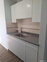 217 Hollister Ave in Bridgeport, CT - Foto de edificio - Building Photo