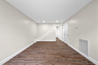 3334 Gundy Dr in Chattanooga, TN - Building Photo - Building Photo