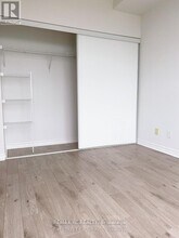 18 Holmes Ave in Toronto, ON - Building Photo - Building Photo