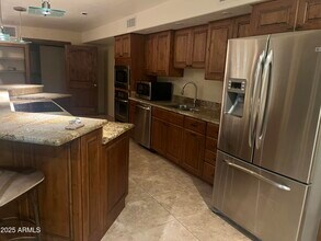 7220 E Sweetwater Ave in Scottsdale, AZ - Building Photo - Building Photo