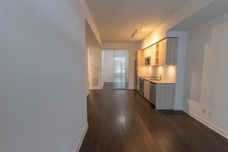 30-330 Ordnance St in Toronto, ON - Building Photo - Building Photo