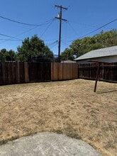 612 Utah St in Fairfield, CA - Building Photo - Building Photo