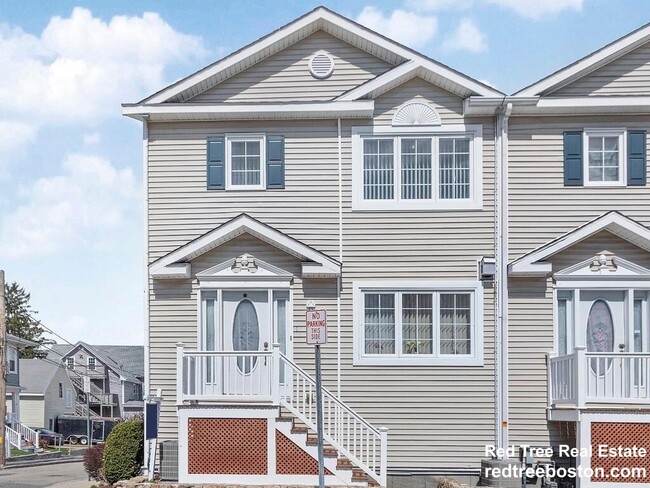 property at 40 Myrtle St