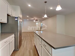 1954 Weeping Cypress Dr in Charleston, SC - Building Photo - Building Photo