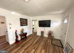 15 Sycamore Ave in Easton, MD - Building Photo - Building Photo