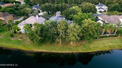 7842 Mt Ranier Dr in Jacksonville, FL - Building Photo - Building Photo