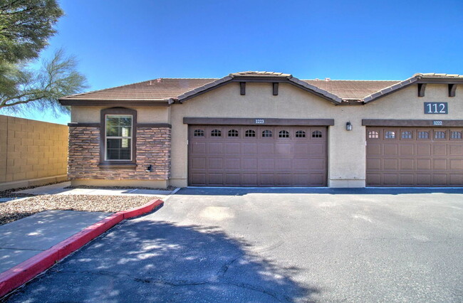 property at 2725 E Mine Creek Rd