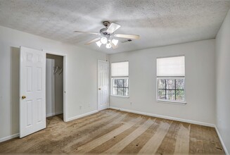 6334 Wellington Walk Way in Lithonia, GA - Building Photo - Building Photo
