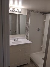 6120 Strathmore Ln, Unit 1 in Madison, WI - Building Photo - Building Photo