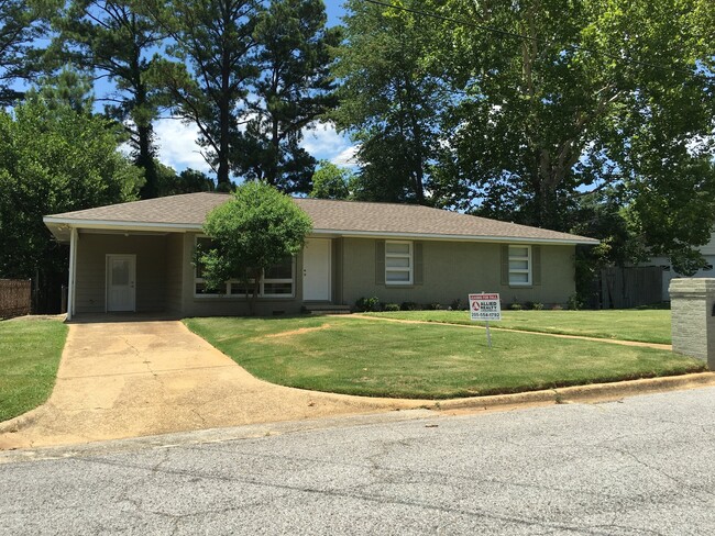 3014 3rd Ct E in Tuscaloosa, AL - Building Photo - Building Photo