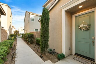 4846 S Monarch Pl in Ontario, CA - Foto de edificio - Building Photo