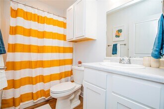 904 Garland Ave in Fayetteville, AR - Foto de edificio - Building Photo