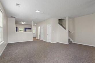 7322 Bridlewood Ct in Jonesboro, GA - Building Photo - Building Photo