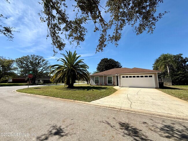 4578 Blue Stream Ln N in Jacksonville, FL - Building Photo - Building Photo