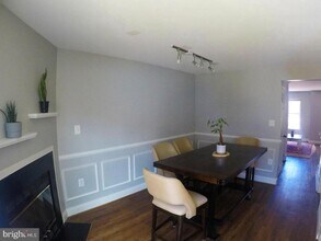 8702 Village Green Ct in Alexandria, VA - Building Photo - Building Photo