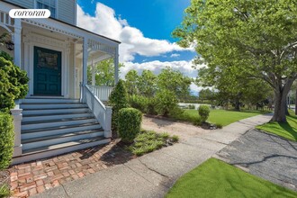 311 Main St in Sag Harbor, NY - Building Photo - Building Photo
