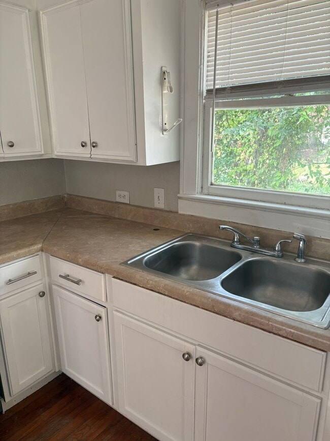 property at 632 Wyandotte St