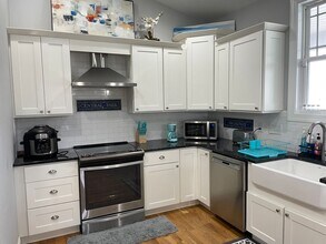 127 NE 34th St in Oak Island, NC - Building Photo - Building Photo