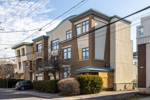 32 Vaughan St in Ottawa, ON - Building Photo