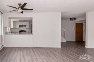 7120-7133 133 St in Surrey, BC - Building Photo - Building Photo