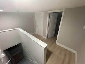 1239 SW Garfield Ave in Topeka, KS - Foto de edificio - Building Photo