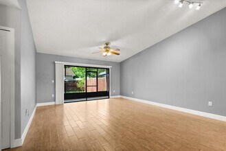8110 Canyon Oak Ln in Orlando, FL - Building Photo - Building Photo