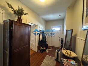 380 Washington St, Unit 1 in Somerville, MA - Building Photo - Building Photo