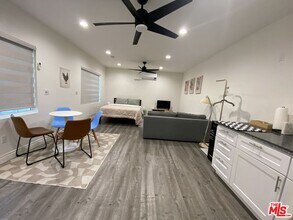 163 Serrano Ave in Los Angeles, CA - Building Photo - Building Photo
