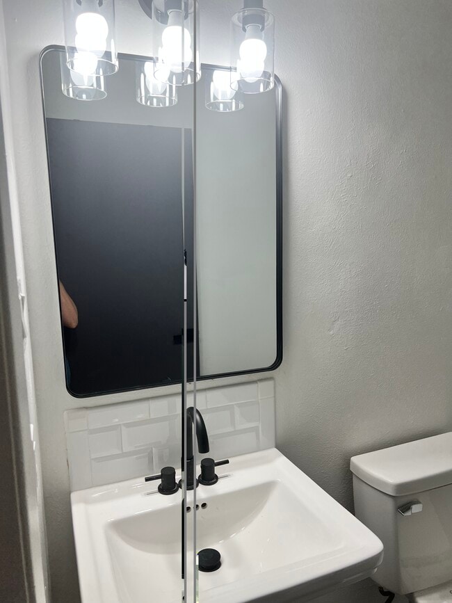 12205 Haines Ave NE, Unit Haines Apartments in Albuquerque, NM - Foto de edificio - Building Photo