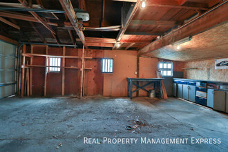 2300 S Glendale Ave in Sioux Falls, SD - Building Photo - Building Photo