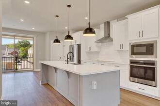 3755 Mayors Wy in Fairfax, VA - Building Photo - Building Photo