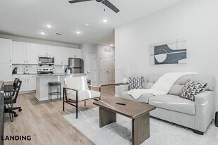 1650 Harris Hill Rd, Unit 05-5304 in San Marcos, TX - Building Photo