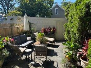 760 Oakwood Ave in Lake Forest, IL - Building Photo - Building Photo