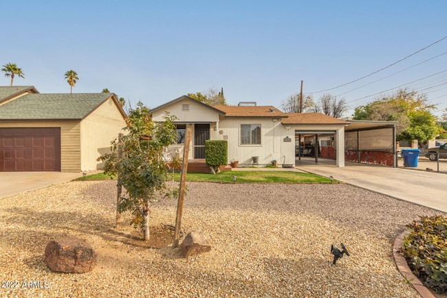 property at 253 N Lebaron