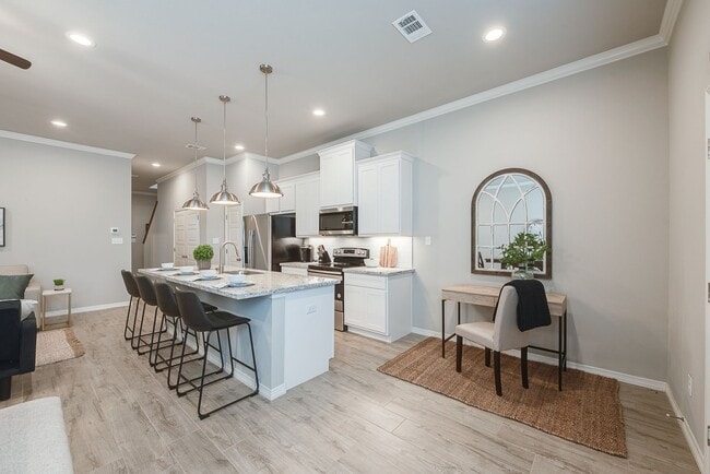 4009 Oaklawn St in Bryan, TX - Building Photo - Building Photo