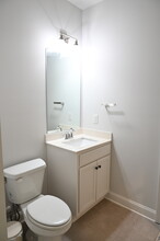 4005 Maypop Ln in Roswell, GA - Foto de edificio - Building Photo
