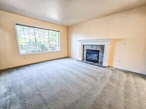 4424 239th Pl SE in Bothell, WA - Building Photo - Building Photo