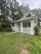 1221 N Duval St in Tallahassee, FL - Building Photo - Building Photo