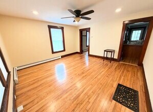 38 A St in Warren, MA - Building Photo - Building Photo