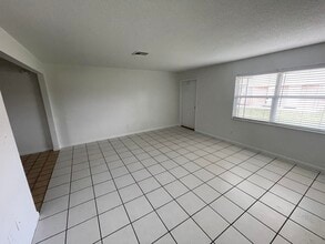 127 Lucas Rd in Merritt Island, FL - Building Photo - Building Photo