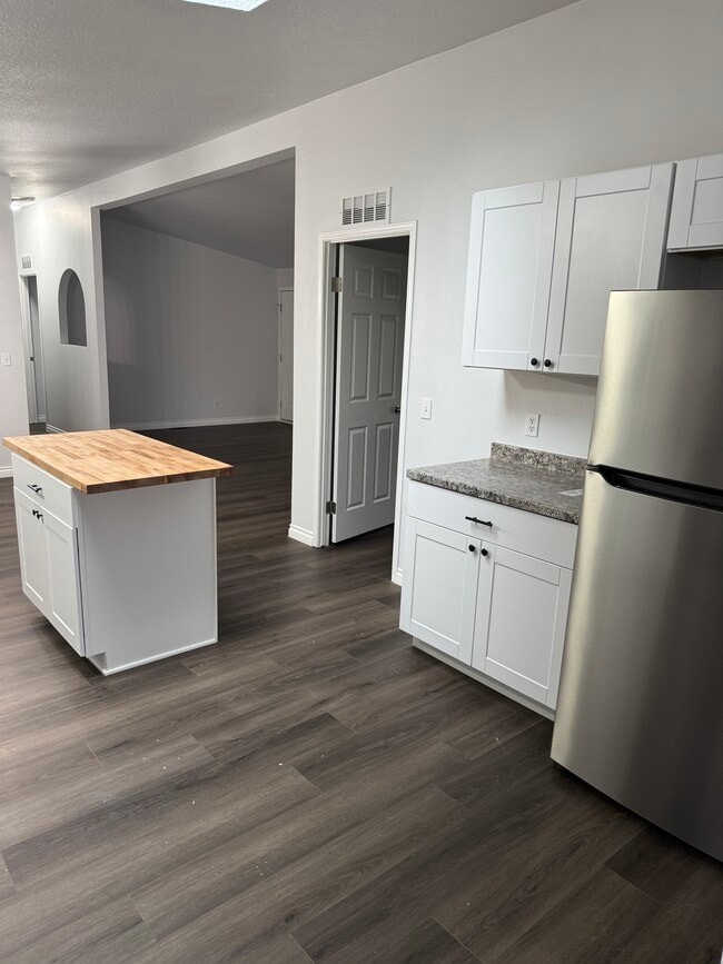 6804 NE 56th Ave in Vancouver, WA - Building Photo - Building Photo