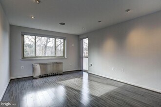 2711 Ordway St NW in Washington, DC - Building Photo - Building Photo